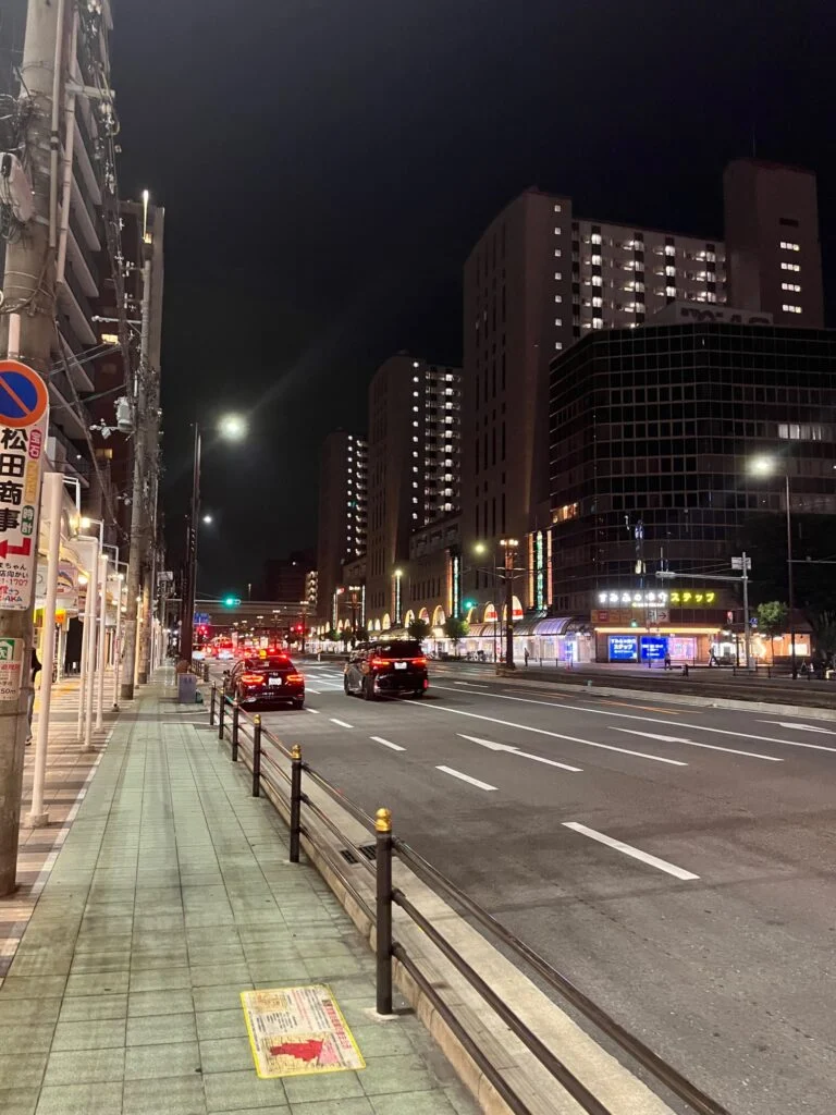 夜に小腹が空いたので